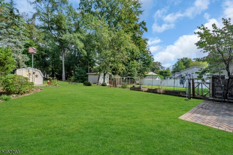 23 Evergreen Avenue Springfield, NJ 07081 - Photo 32 of 37 Gallery Image 32