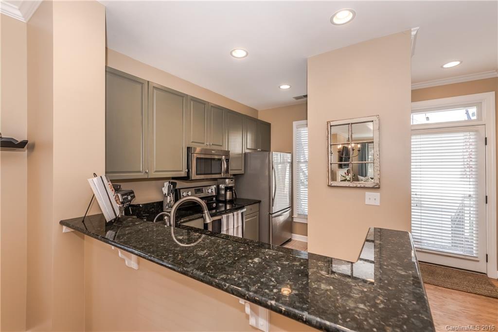3311 Stettler View Road, Unit 3311 Charlotte, NC 28210 - Photo 3 of 24 Gallery Image 3
