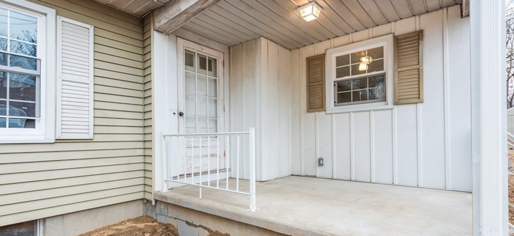 438 Tinkham Road Springfield, MA 01129 - Photo 20 of 23 a view of balcony with window