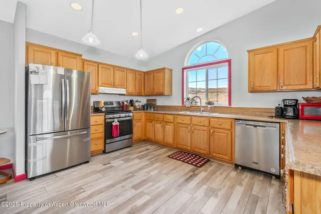 $424,000 | 34483 North Highway 13, Craig, CO 81625