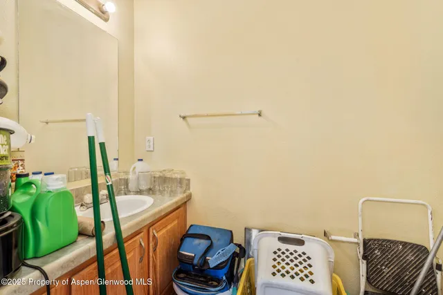 $424,000 | 34483 North Highway 13, Craig, CO 81625