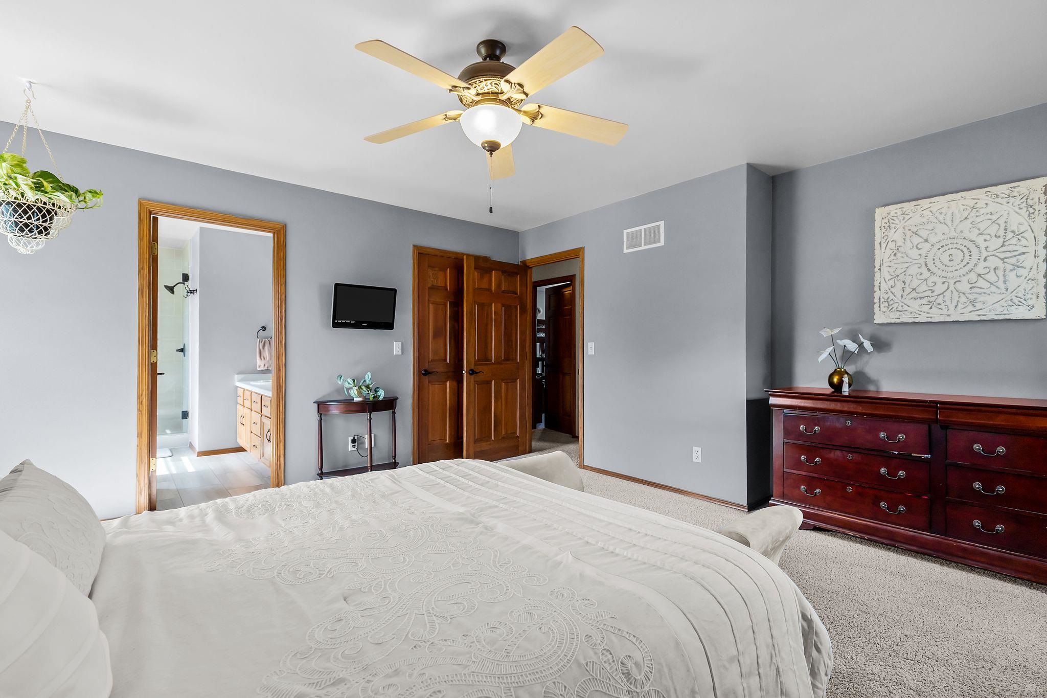 3040 Park Lawn Court Appleton, WI 54911 - Photo 36 of 63