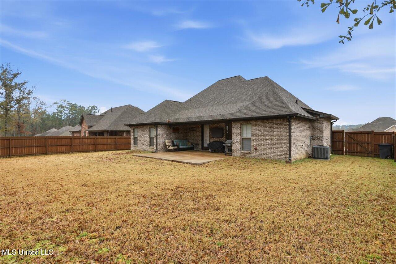 672 Conti Drive Brandon, MS 39042 - Photo 29 of 30 29-672 Conti Dr _ Home Tours MS