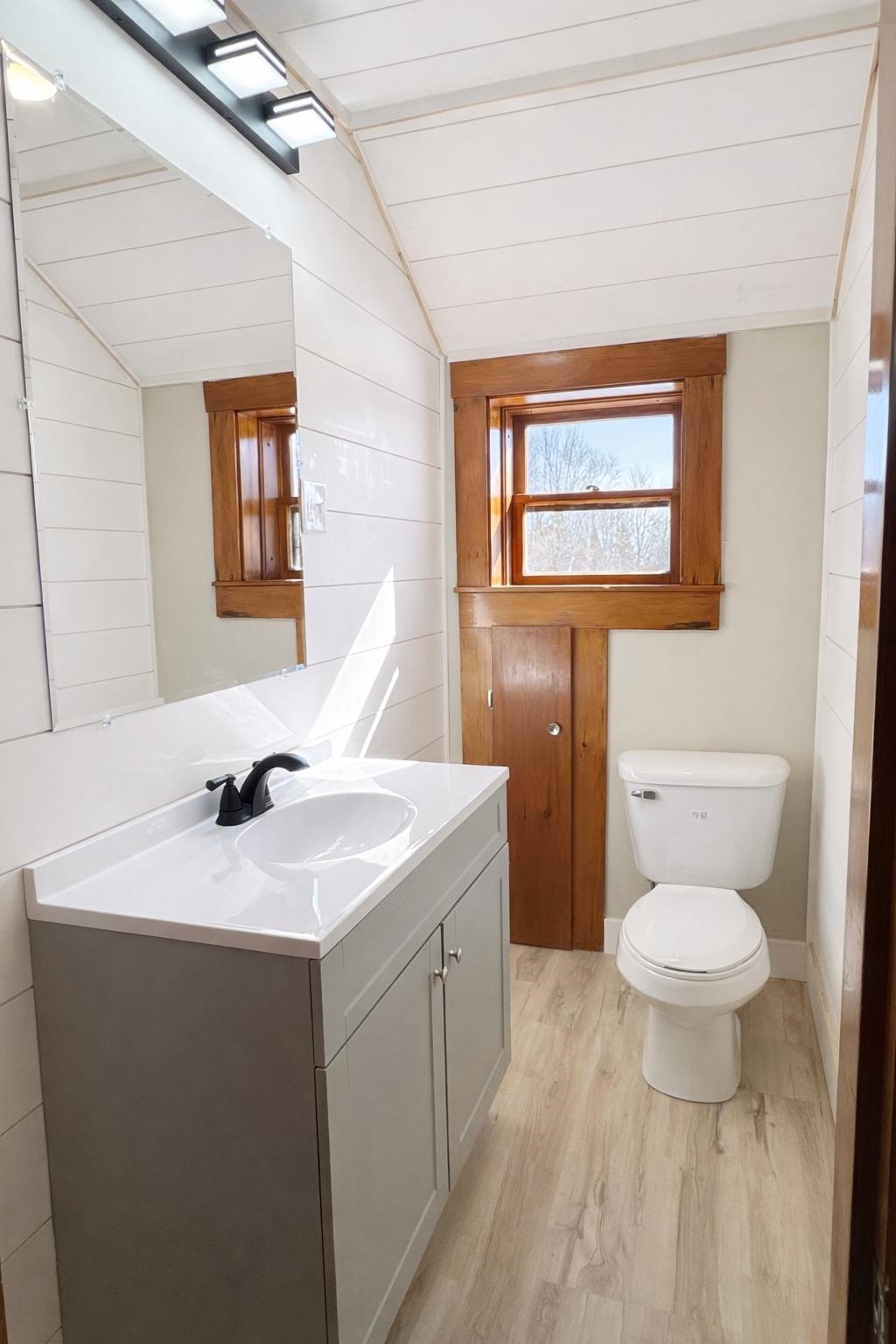 752 Mountain Street Brighton, VT 05846 - Photo 8 of 28