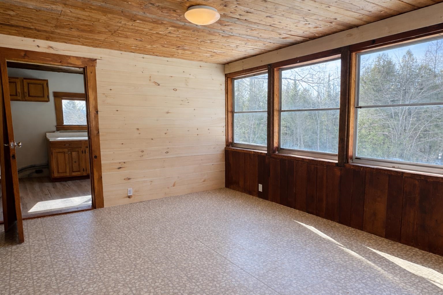752 Mountain Street Brighton, VT 05846 - Photo 10 of 28