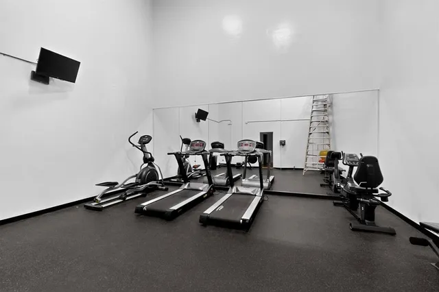 $189,000 | 5840 Spring Valley Road, Unit 810, Dallas, TX 75254