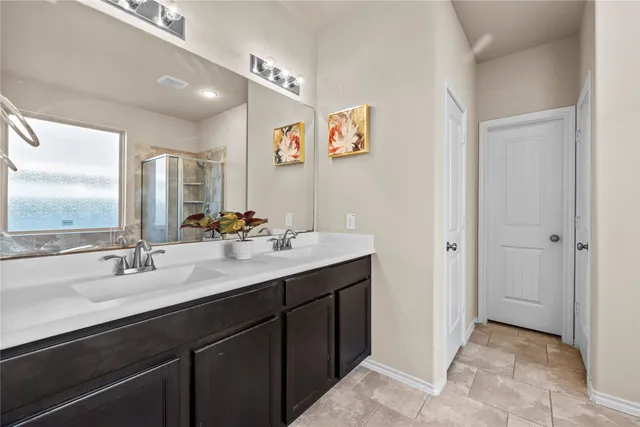 $2,600 | 13823 Double Branch Lane, Houston, TX 77047