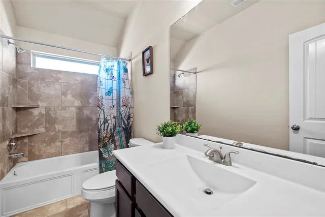 $2,600 | 13823 Double Branch Lane, Houston, TX 77047