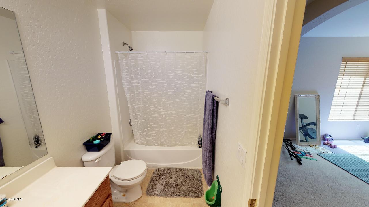 15038 West Wethersfield Road Surprise, AZ 85379 - Photo 8 of 40 Full bath 2