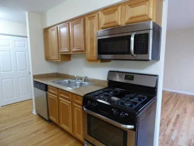 $139,900 | 1626 West Estes Avenue, Unit 1F, Chicago, IL 60626