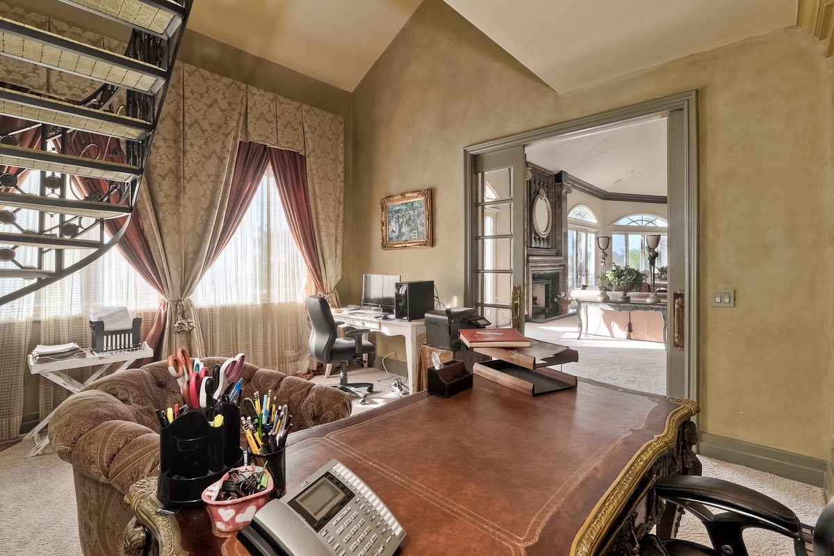 17698 Vista Rancho Court Rancho Santa Fe, CA 92091 - Photo 14 of 25