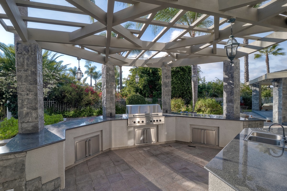 17698 Vista Rancho Court Rancho Santa Fe, CA 92091 - Photo 20 of 25