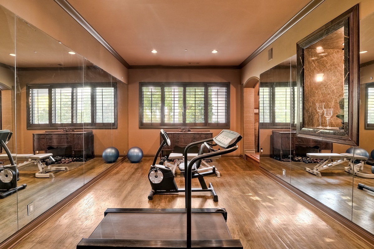 17698 Vista Rancho Court Rancho Santa Fe, CA 92091 - Photo 10 of 25