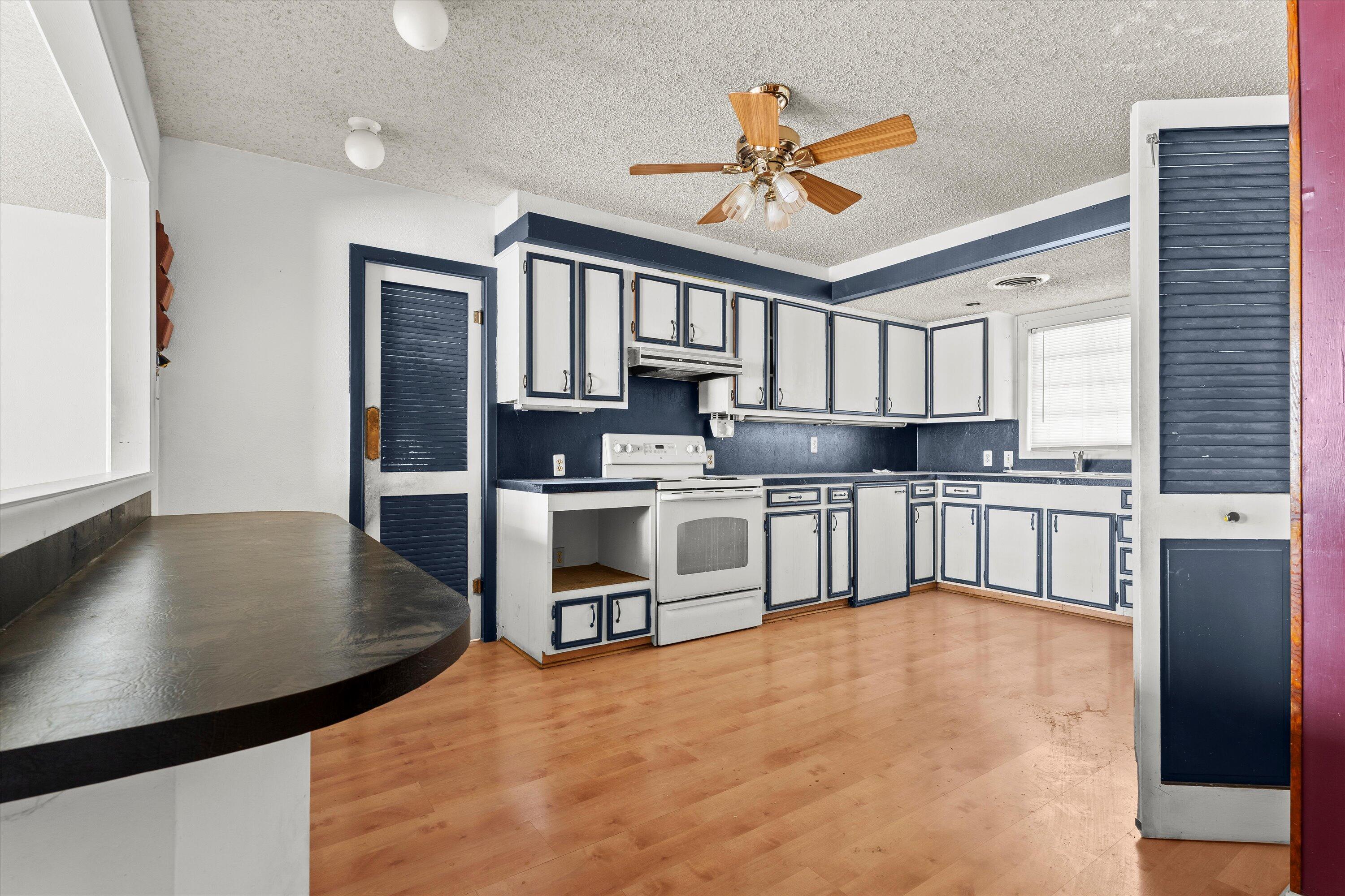 608 17th Street Seagraves, TX 79359 - Photo 6 of 16 07-608 17th St