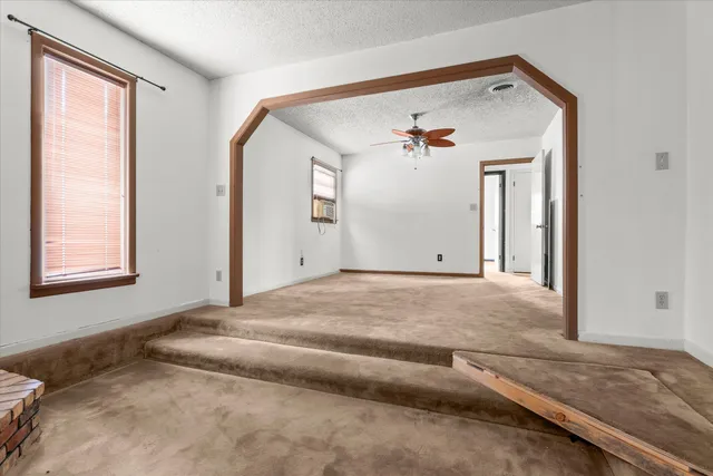 $89,000 | 608 17th Street, Seagraves, TX 79359