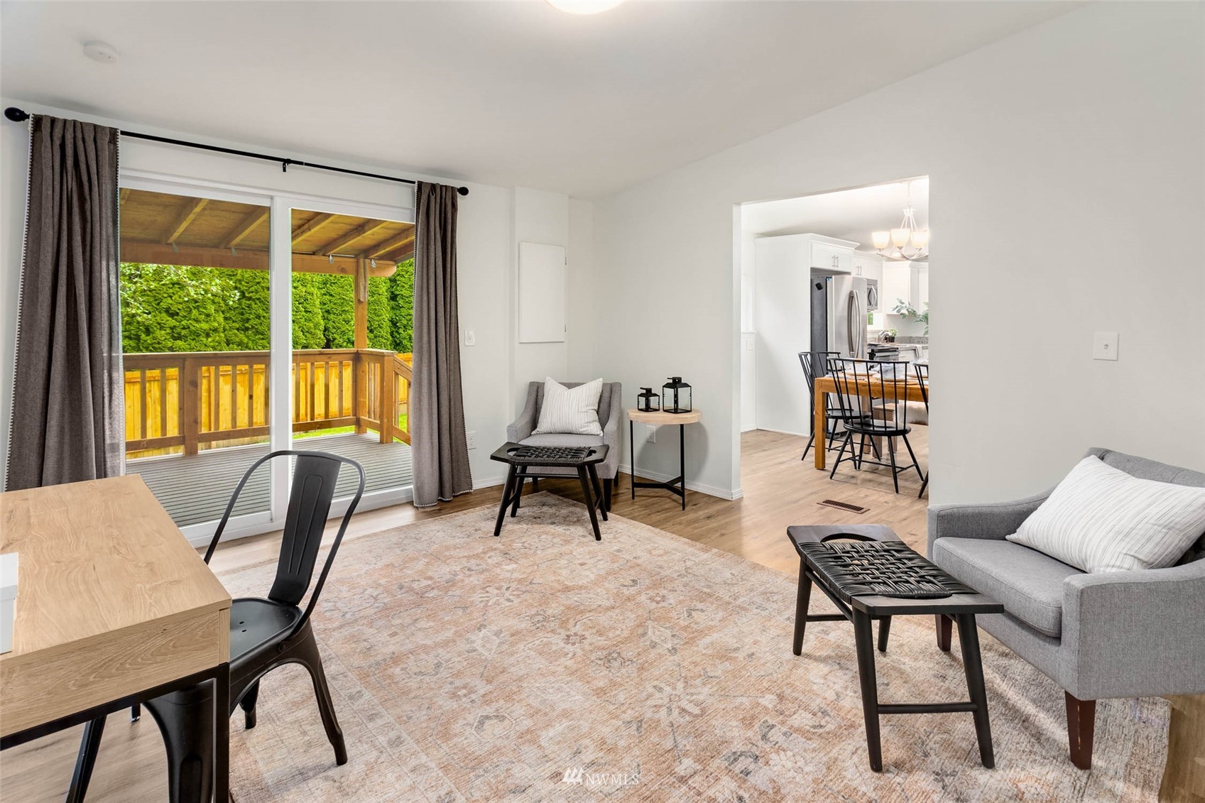 10701 Holly Drive Everett, WA 98204 - Photo 18 of 33 a living room with furniture and a window