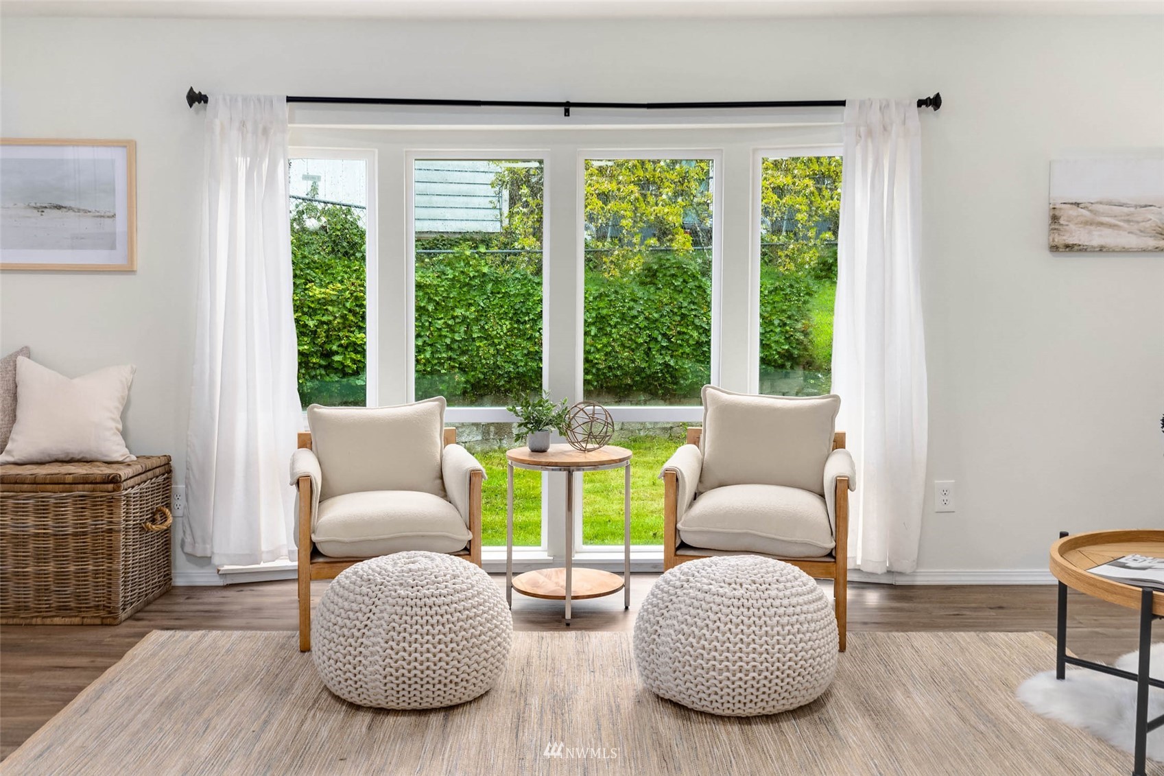 10701 Holly Drive Everett, WA 98204 - Photo 7 of 33 a living room with furniture and a large window