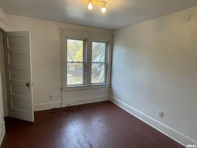 $85,000 | 3116 11th Avenue, Moline, IL 61265