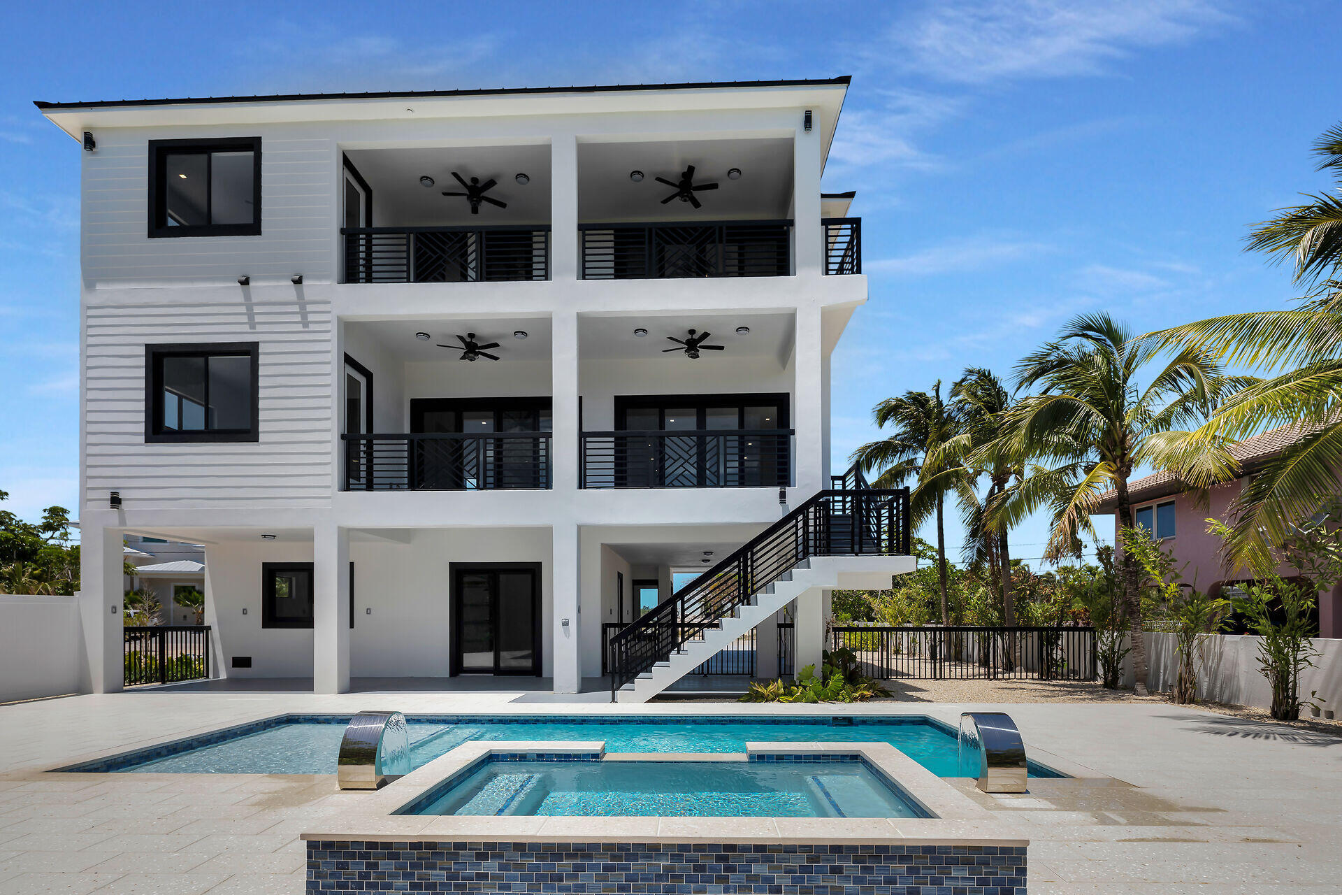 199 Stirrup Key Boulevard Marathon, FL 33050 - Photo 3 of 50 virtual-tour-363161-09