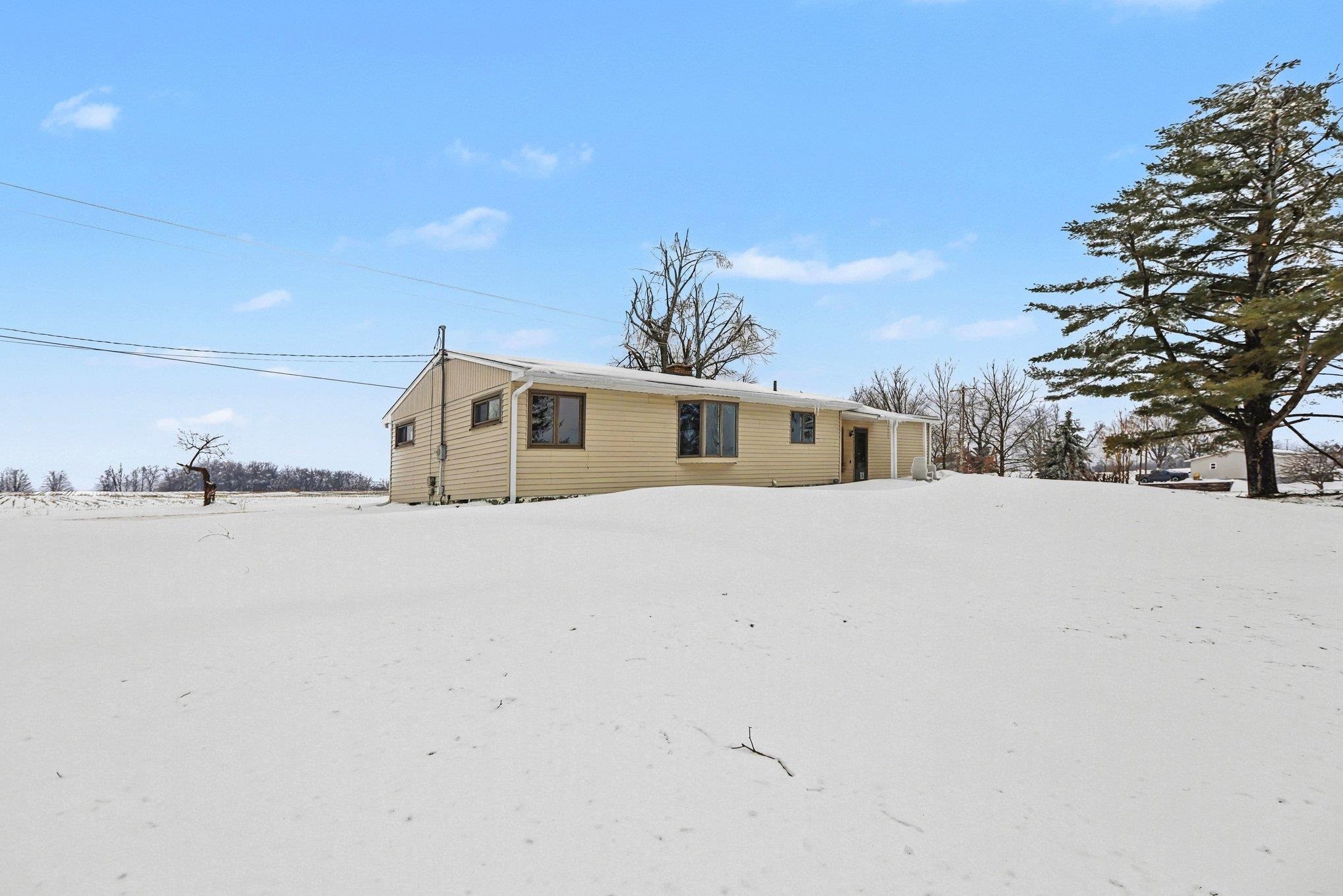 10555 East 48 Road Cadillac, MI 49601 - Photo 25 of 28 1943099-64baef43-80f3-4b9a-8ee5-9cd47bedcae7.JPG