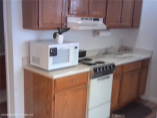 $1,200 | 10302 Mattock Avenue, Downey, CA 90241