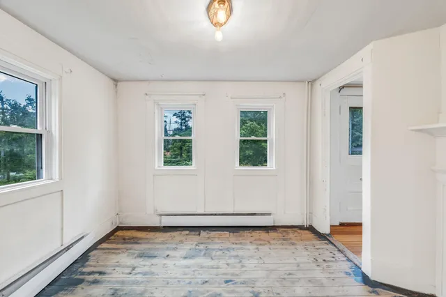 $1,195,000 | 8 Beech Hill Road, Northport, ME 04849