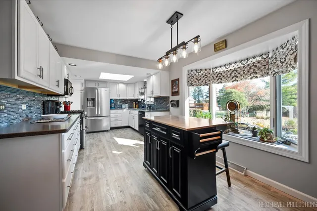 $509,000 | 1367 Wauchope Drive, Elgin, IL 60123