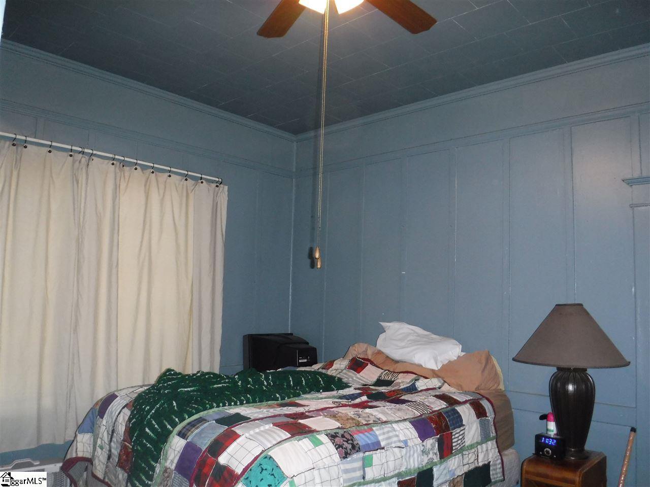 401 Frances Street Clinton, SC 29325 - Photo 10 of 17 Gallery Image 10