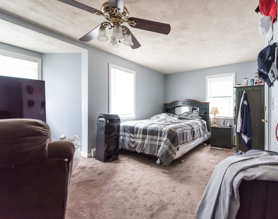 322 Grove Street Woonsocket, RI 02895 - Photo 11 of 43 Gallery Image 11