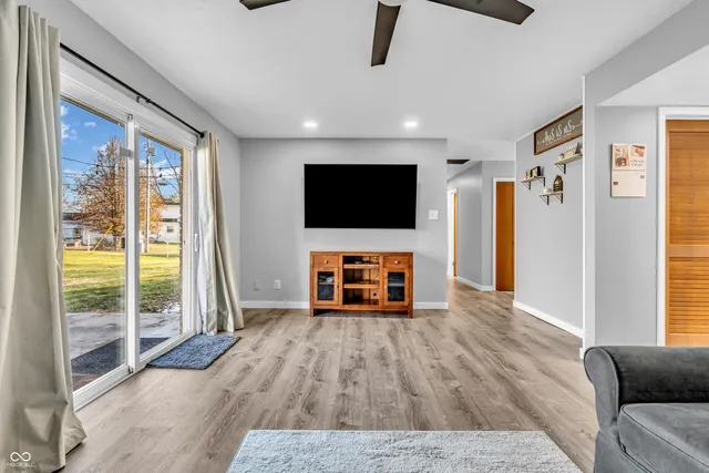 $299,900 | 1723 Midland Drive, Franklin, IN 46131