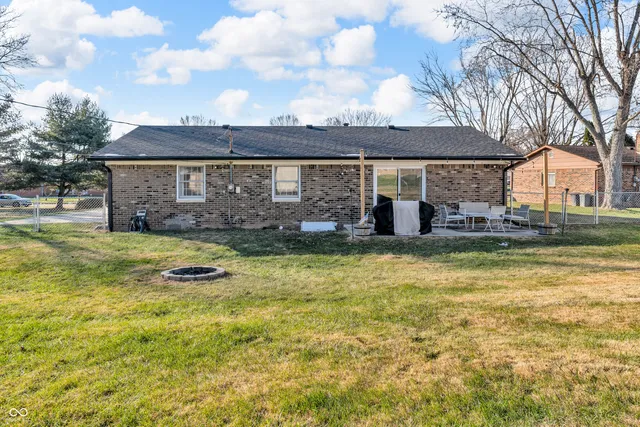 $299,900 | 1723 Midland Drive, Franklin, IN 46131