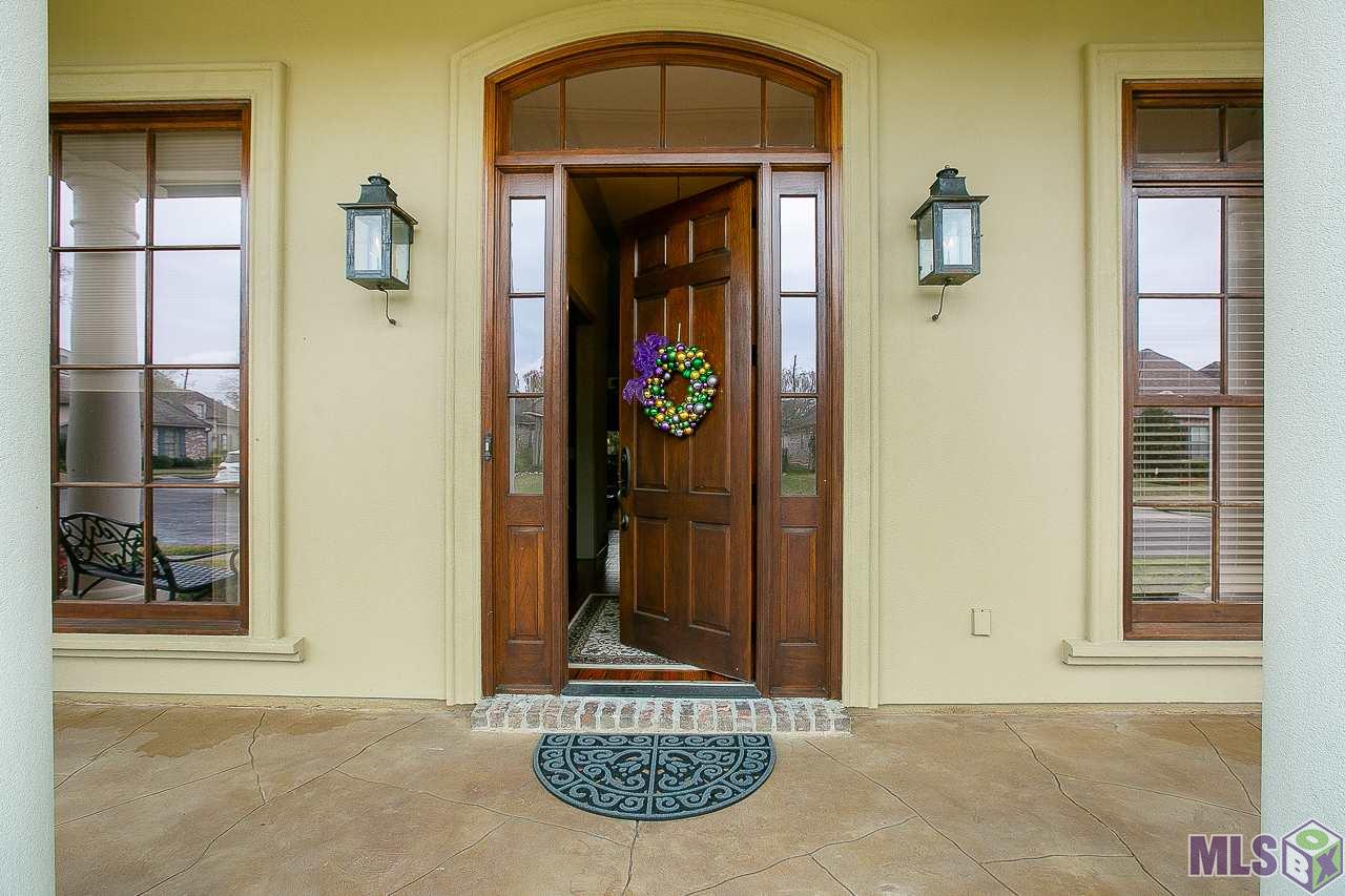 9131 Homestead Drive Baton Rouge, LA 70817 - Photo 3 of 25 Gallery Image 3