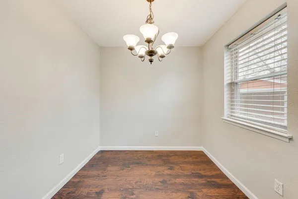 $2,100 | 305 Live Oak Drive, Mansfield, TX 76063