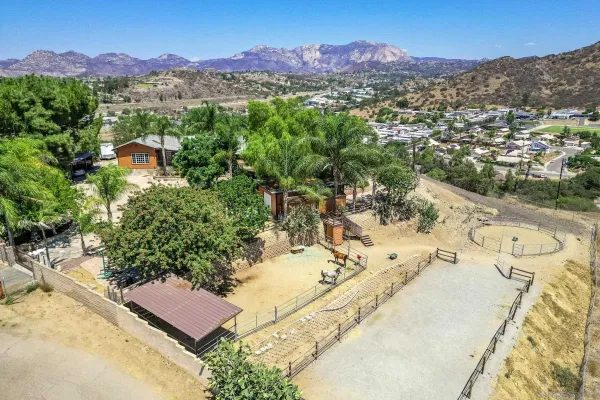 $1,095,000 | 9111 East Sierra Alta Way, El Cajon, CA 92021