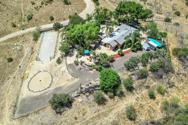 $1,095,000 | 9111 East Sierra Alta Way, El Cajon, CA 92021