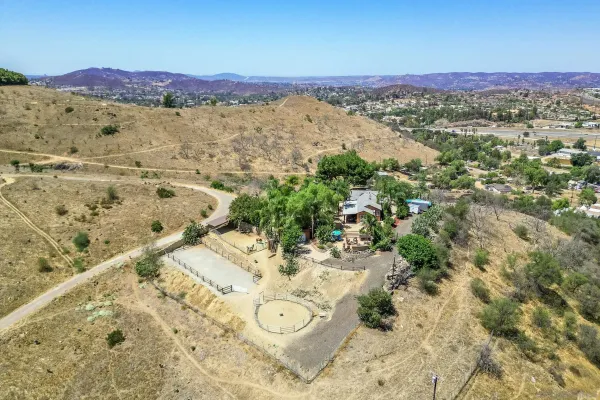 $1,095,000 | 9111 East Sierra Alta Way, El Cajon, CA 92021