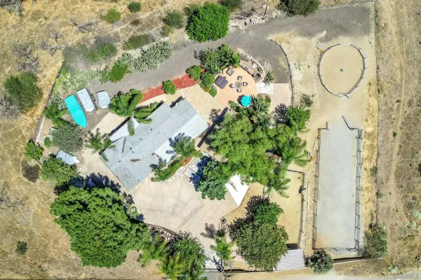 $1,095,000 | 9111 East Sierra Alta Way, El Cajon, CA 92021