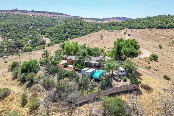 $1,095,000 | 9111 East Sierra Alta Way, El Cajon, CA 92021