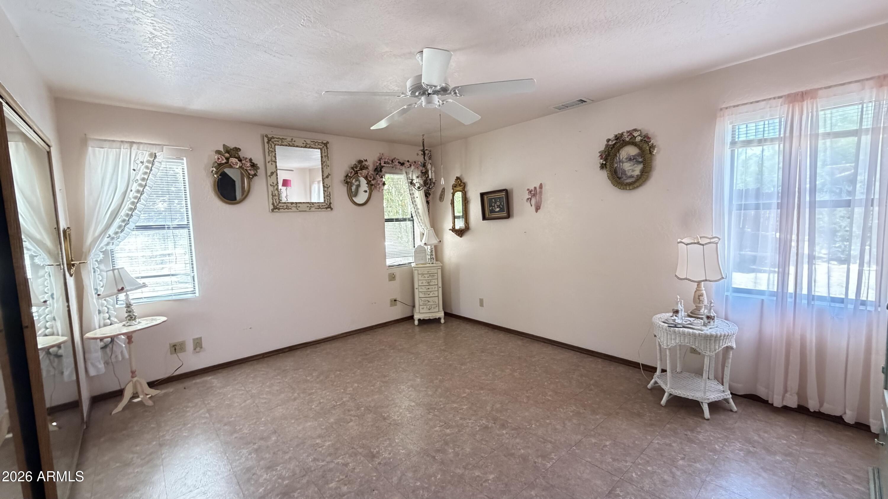 3765 East Montezuma Avenue Rimrock, AZ 86335 - Photo 7 of 31 Master bedroom