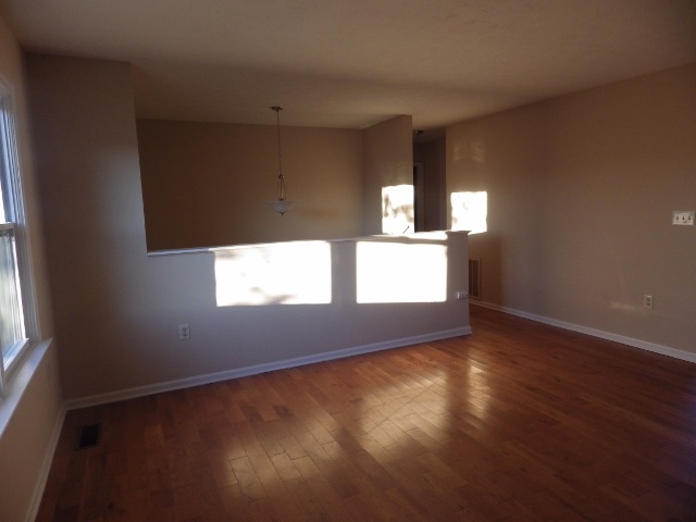 924 Patton Farm Road Stuarts Draft, VA 24477 - Photo 5 of 19 Gallery Image 5