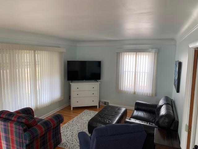 117 Exmoor Road Waterford, MI 48328 - Photo 20 of 32 50130537-622c2aa5-a17c-4836-807e-be97b57a4d31.JPG