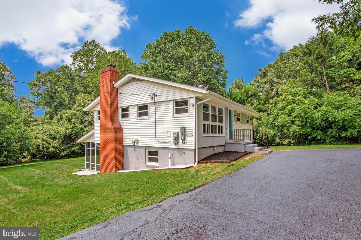 3980 Solomons Island Road Harwood, MD 20776 - Photo 3 of 51 Gallery Image 3