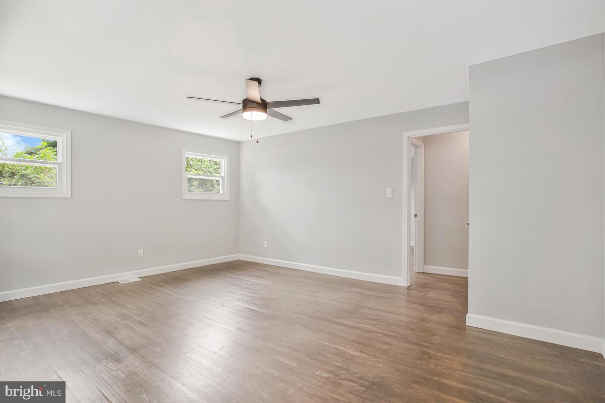 3980 Solomons Island Road Harwood, MD 20776 - Photo 5 of 51 Gallery Image 5