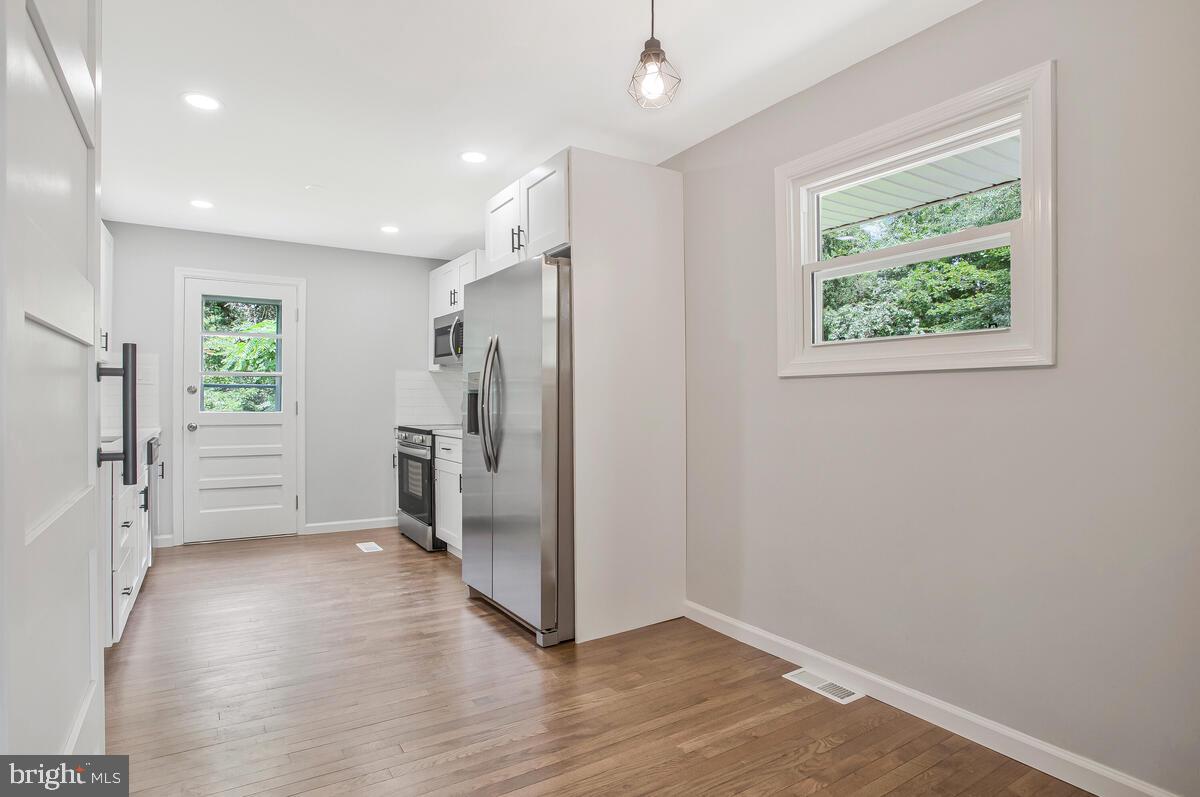3980 Solomons Island Road Harwood, MD 20776 - Photo 10 of 51 Gallery Image 10