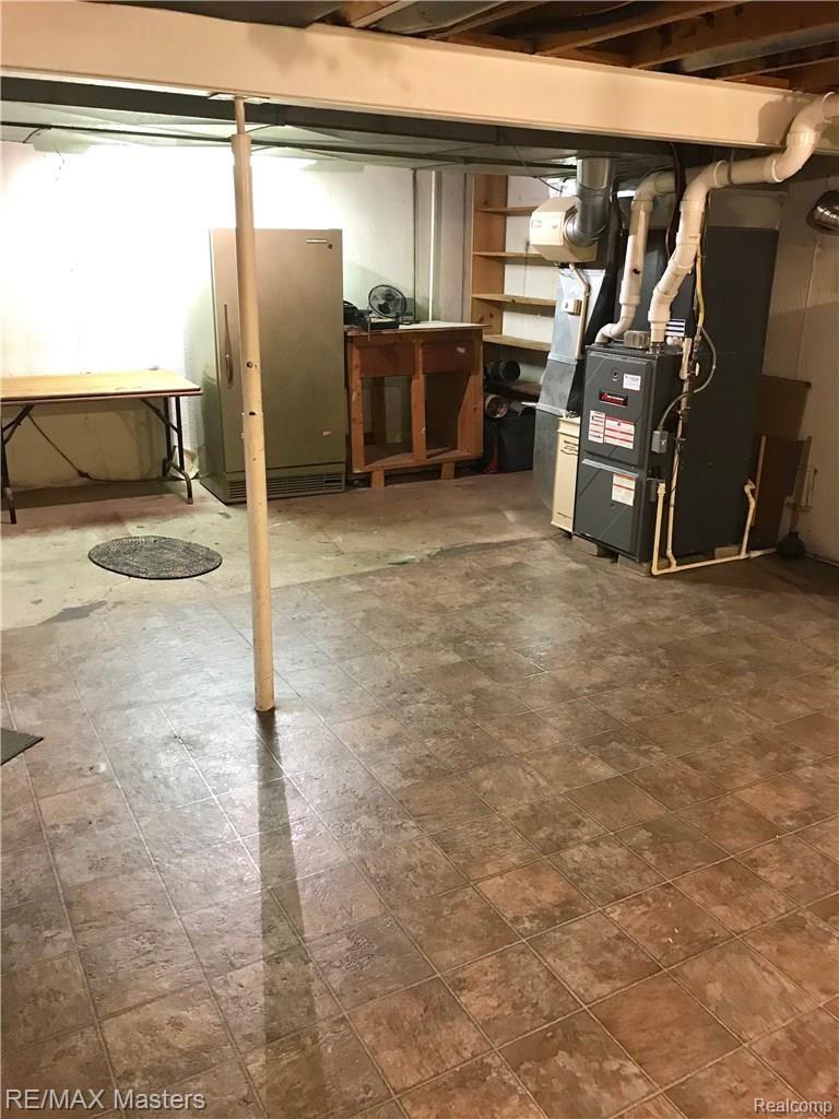 1939 East Sigler Road Carleton, MI 48117 - Photo 27 of 52 New Sump Pump- seller is also leaving brand new spare sump pump
