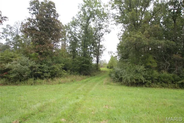 $799,900 | 65 Pendleton Lost Creek Road, Warrenton, MO 63383