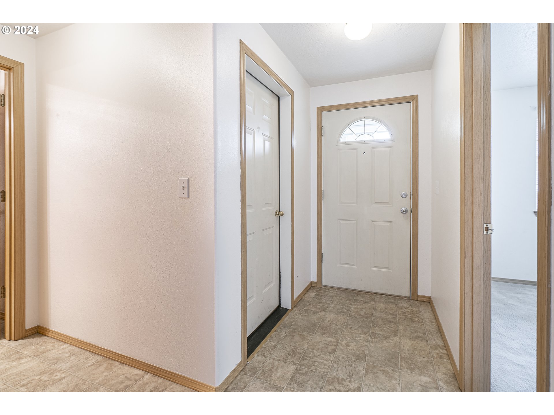 3282 Rockingham Court Northeast Salem, OR 97301 - Photo 16 of 32 Gallery Image 16