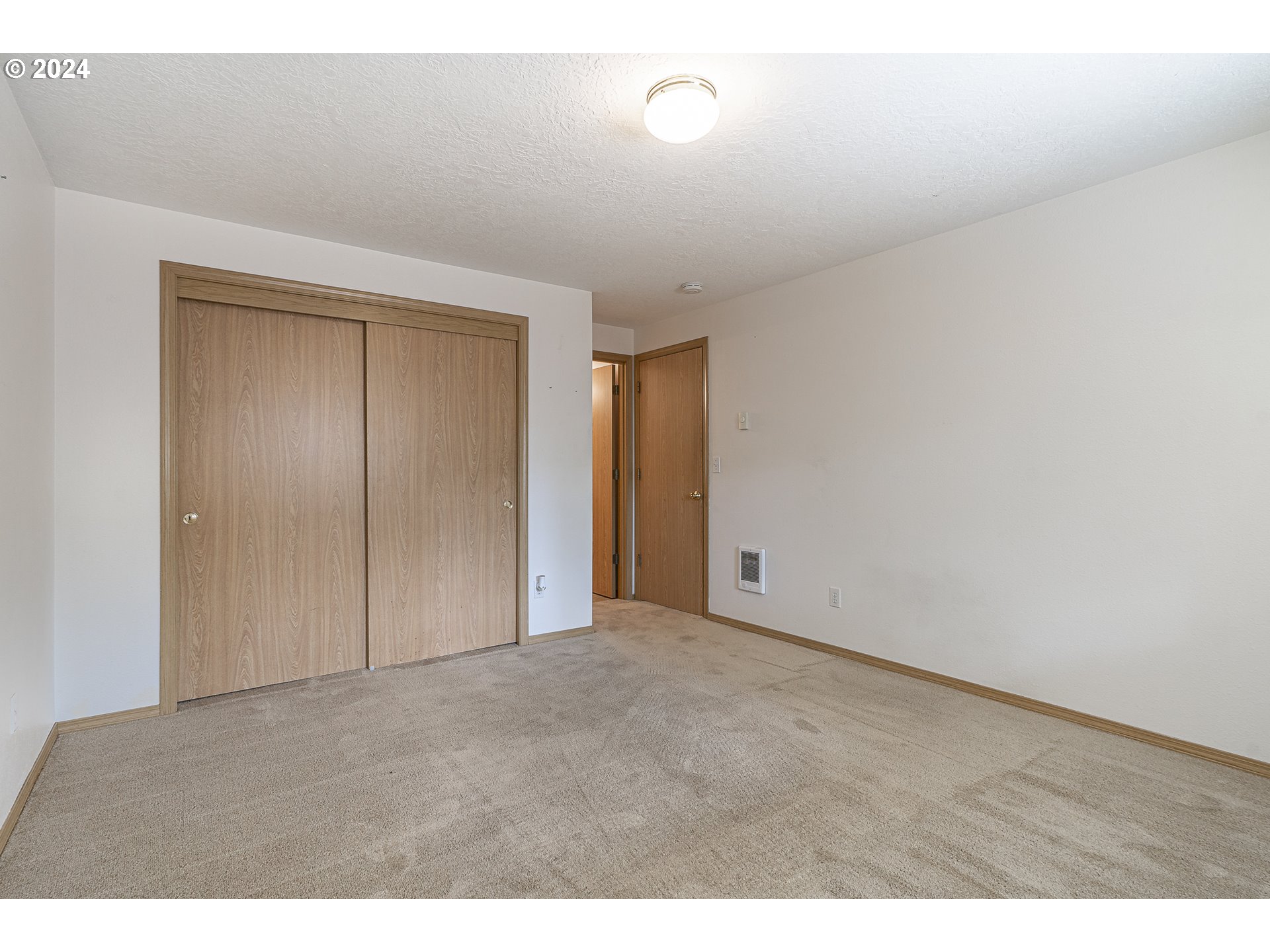 3282 Rockingham Court Northeast Salem, OR 97301 - Photo 10 of 32 Gallery Image 10