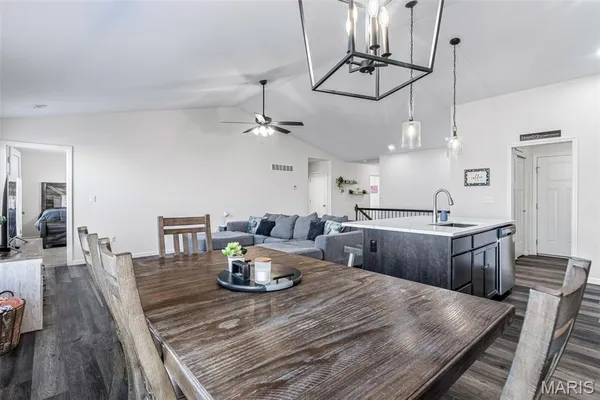 $345,000 | 1018 Savanna Place Drive, Festus, MO 63028