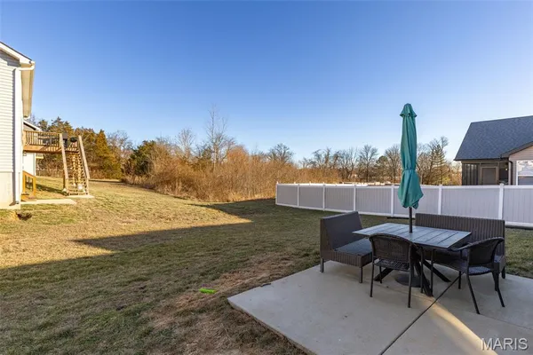 $345,000 | 1018 Savanna Place Drive, Festus, MO 63028